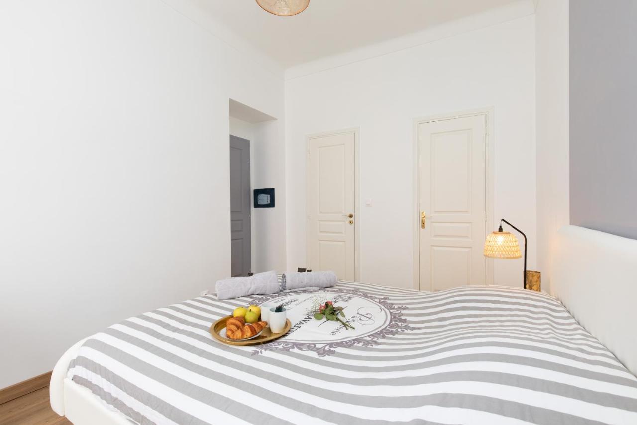 2 Rooms Apartment, Near The Sea And Local Market Cannes Kültér fotó
